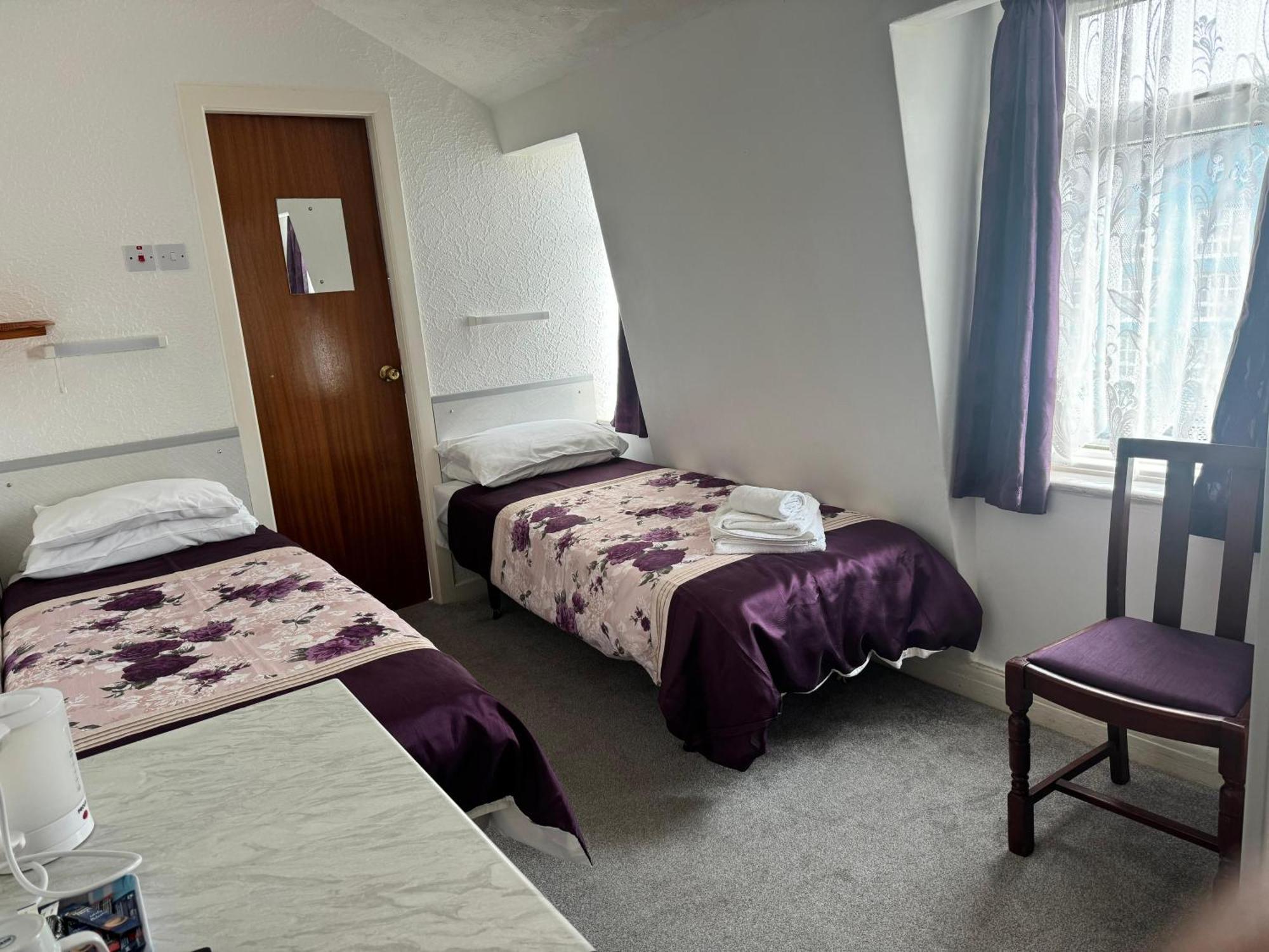Delton Hotel Blackpool Bagian luar foto