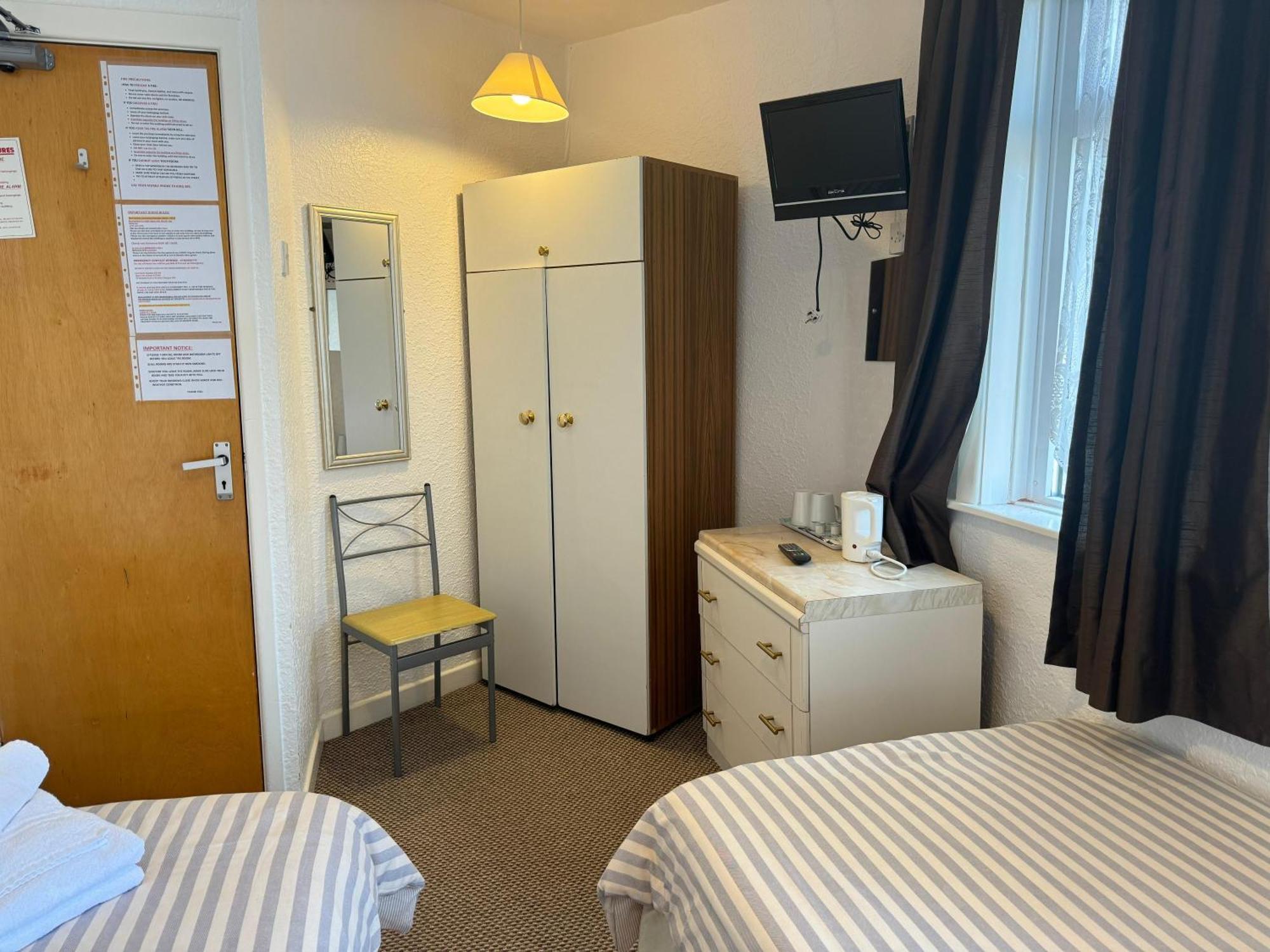 Delton Hotel Blackpool Bagian luar foto