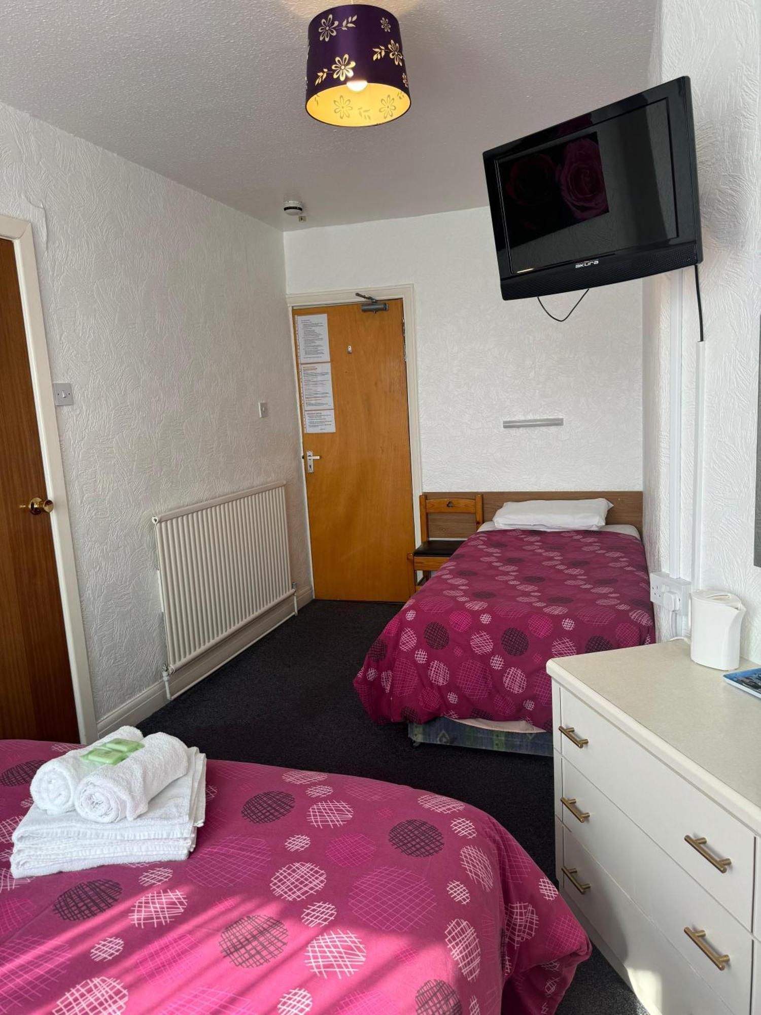 Delton Hotel Blackpool Bagian luar foto