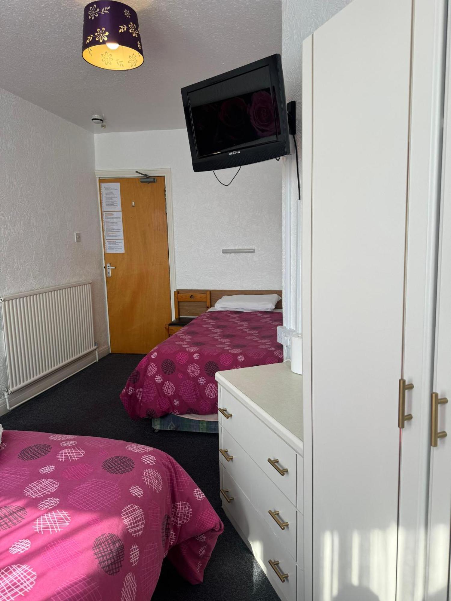 Delton Hotel Blackpool Bagian luar foto