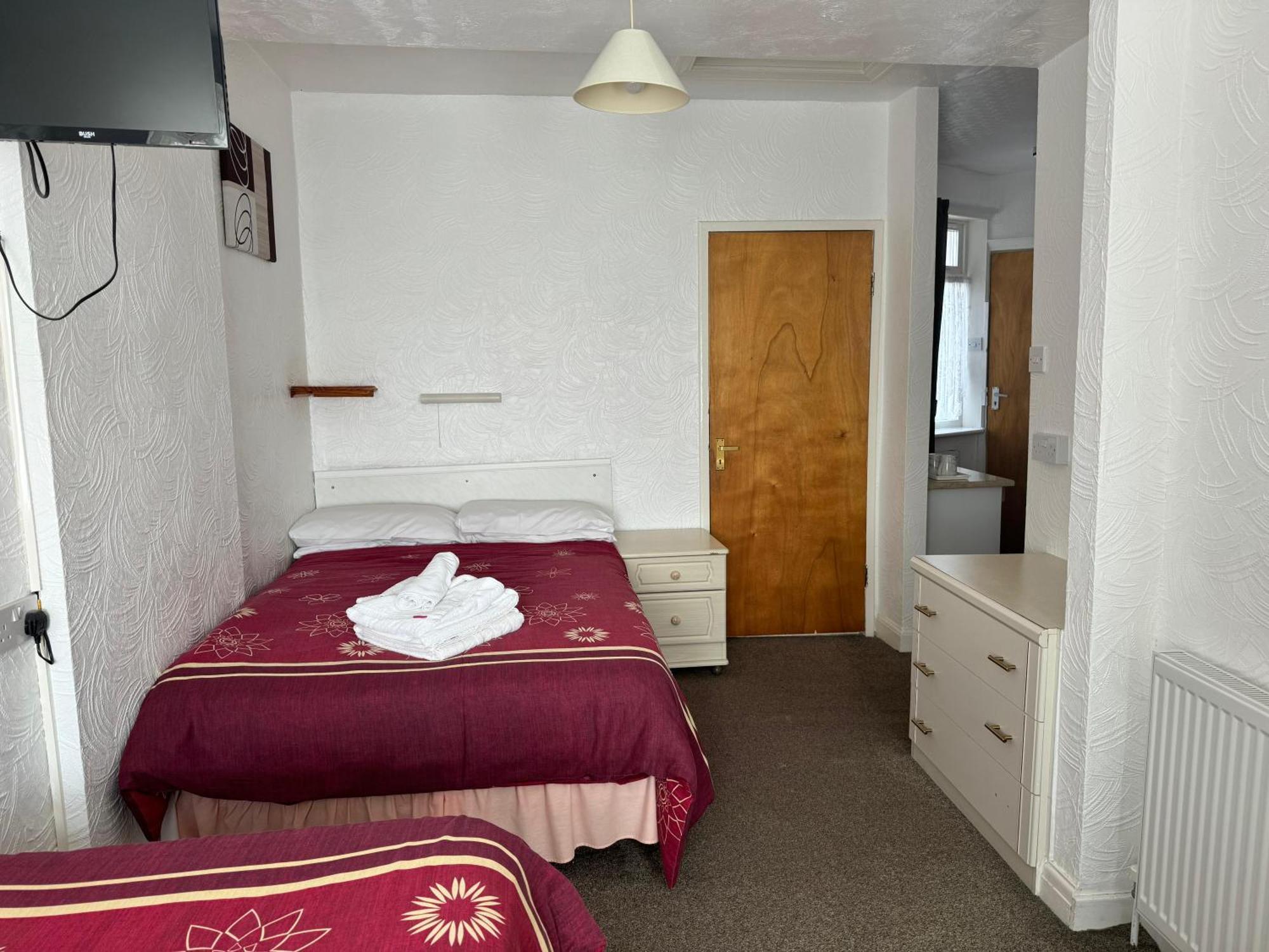 Delton Hotel Blackpool Bagian luar foto