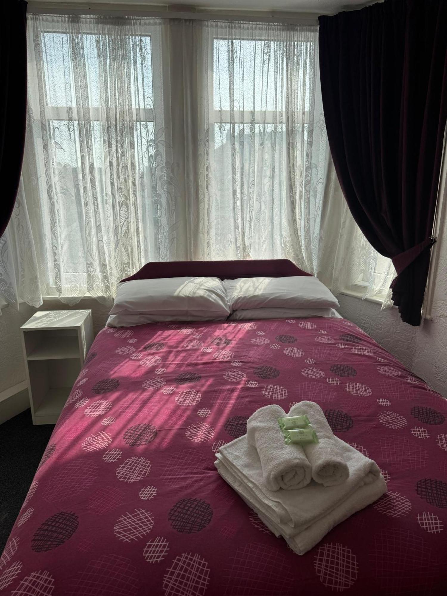 Delton Hotel Blackpool Bagian luar foto