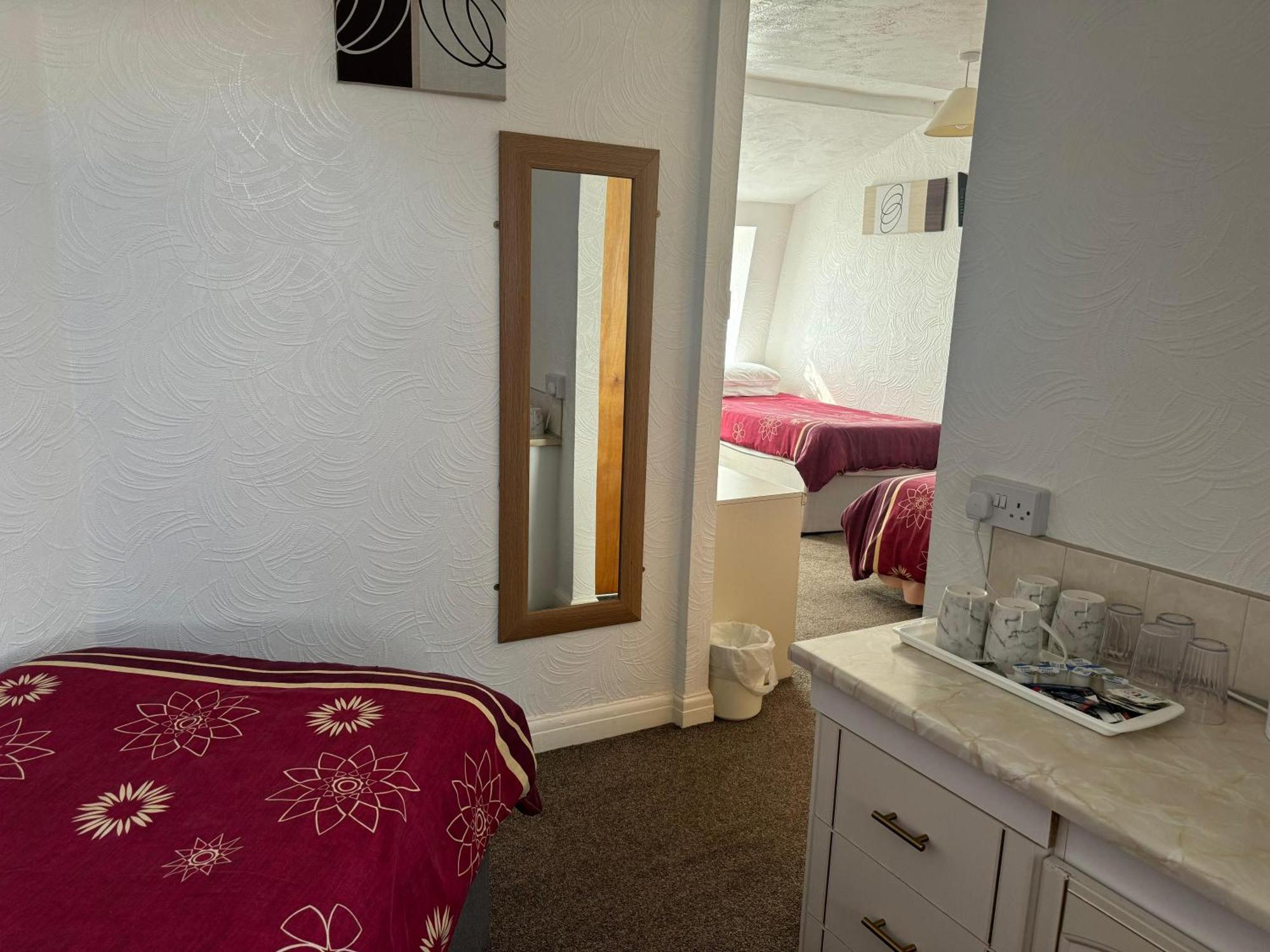 Delton Hotel Blackpool Bagian luar foto